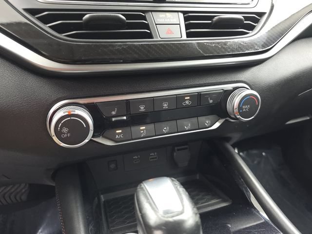 Used 2024 Nissan Altima 2.5 SR w/ SR Premium Package FWD image 24