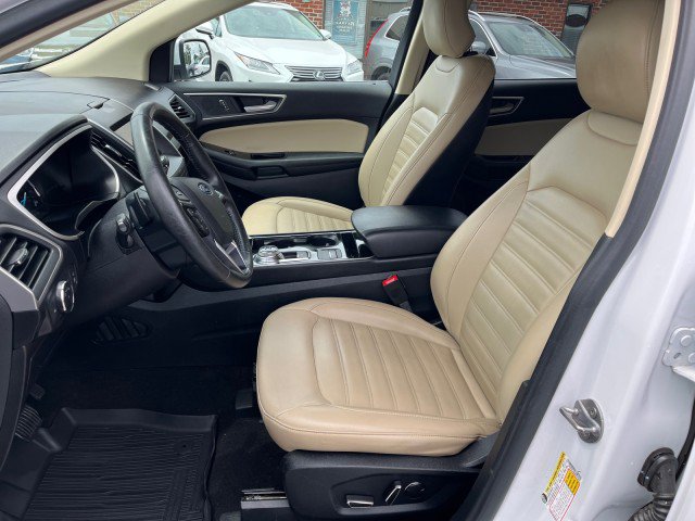 Used 2019 Ford Edge SEL w/ Equipment Group 201A AWD/4WD image 12