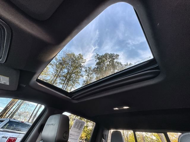 Used 2021 GMC Sierra 1500 Denali w/ Denali Ultimate Package image 29