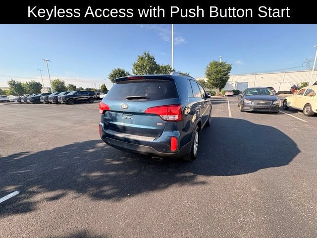 Used 2014 Kia Sorento LX w/ Touring Package (LX) AWD/4WD image 3