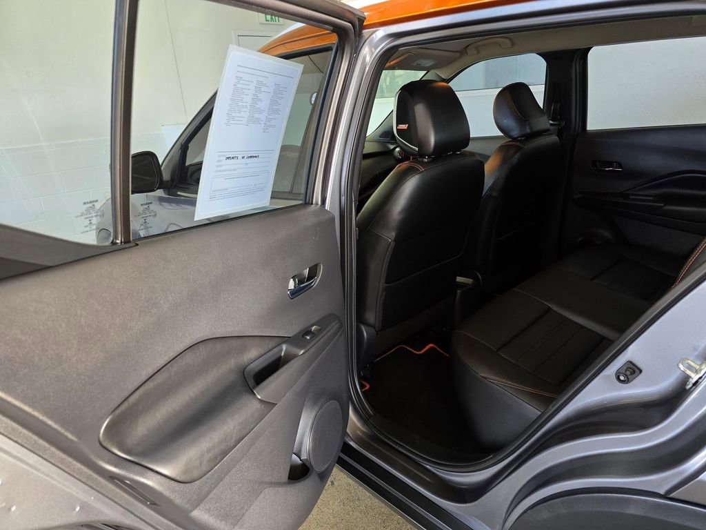 Used 2018 Nissan Kicks SR w/ Premium Package image 23
