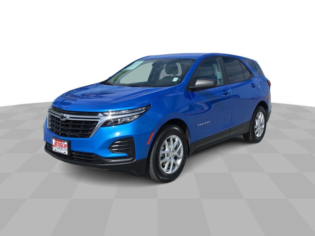 Used 2024 Chevrolet Equinox LS w/ LS Convenience Package FWD image 1