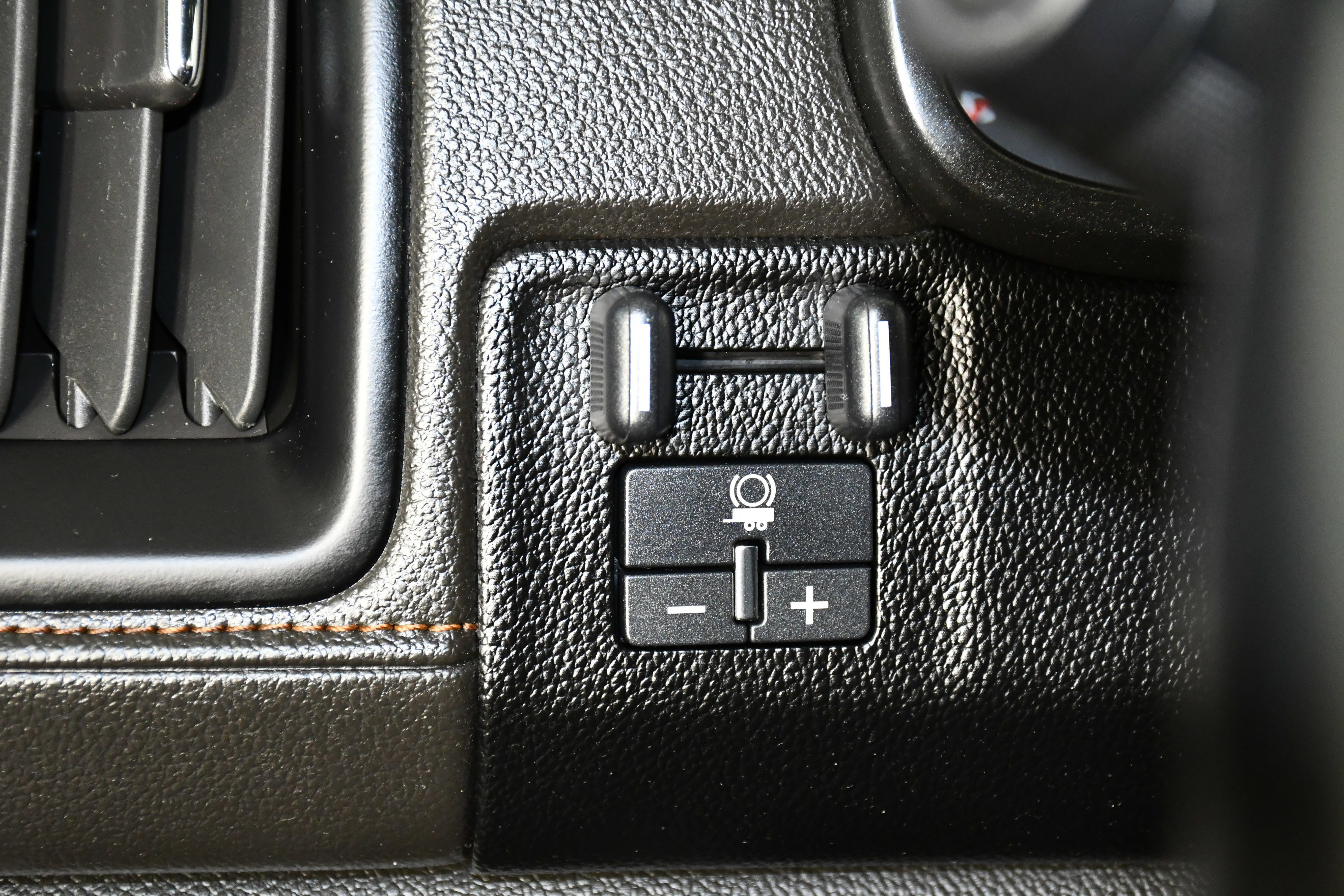 Used 2021 GMC Canyon AT4 w/ Driver Alert Package image 40