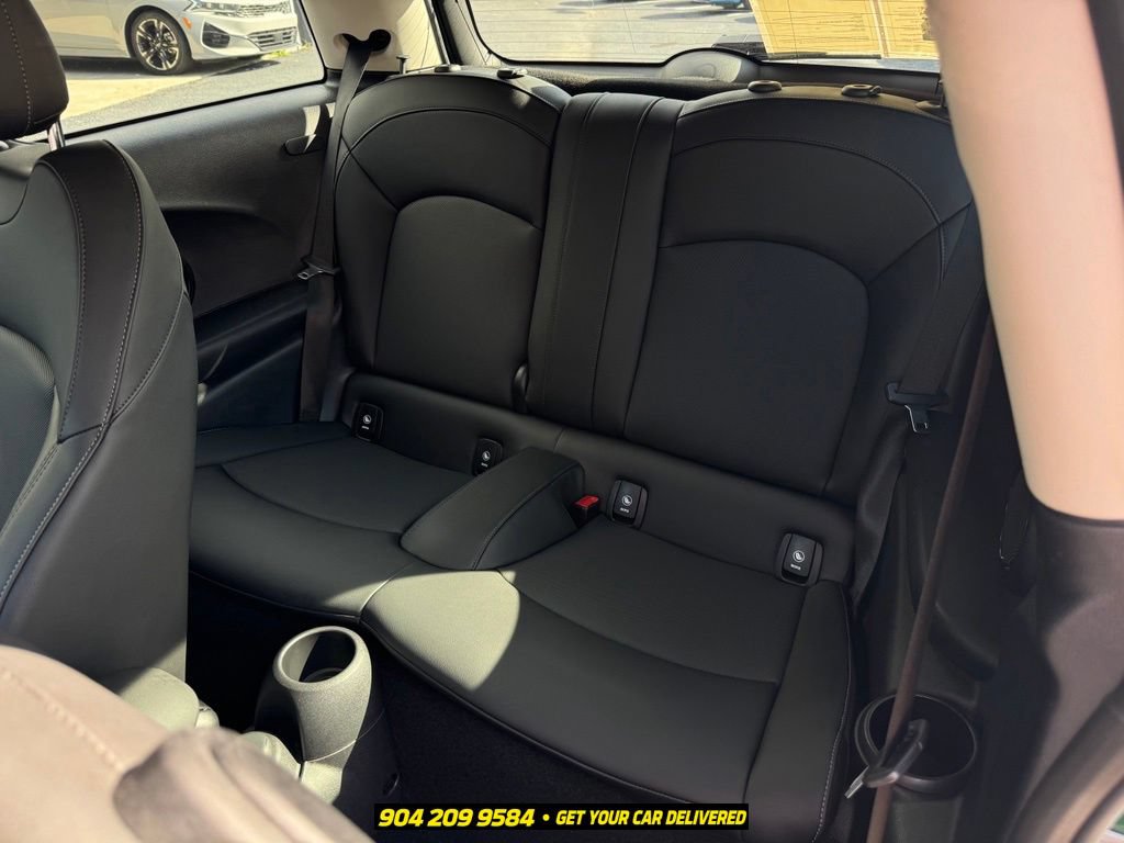 Used 2022 MINI Cooper SE w/ Driver Assistance Package FWD image 28