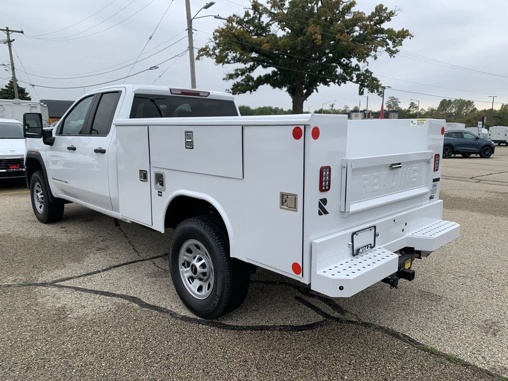 New 2025 GMC Sierra 3500 Pro w/ Convenience Package image 3