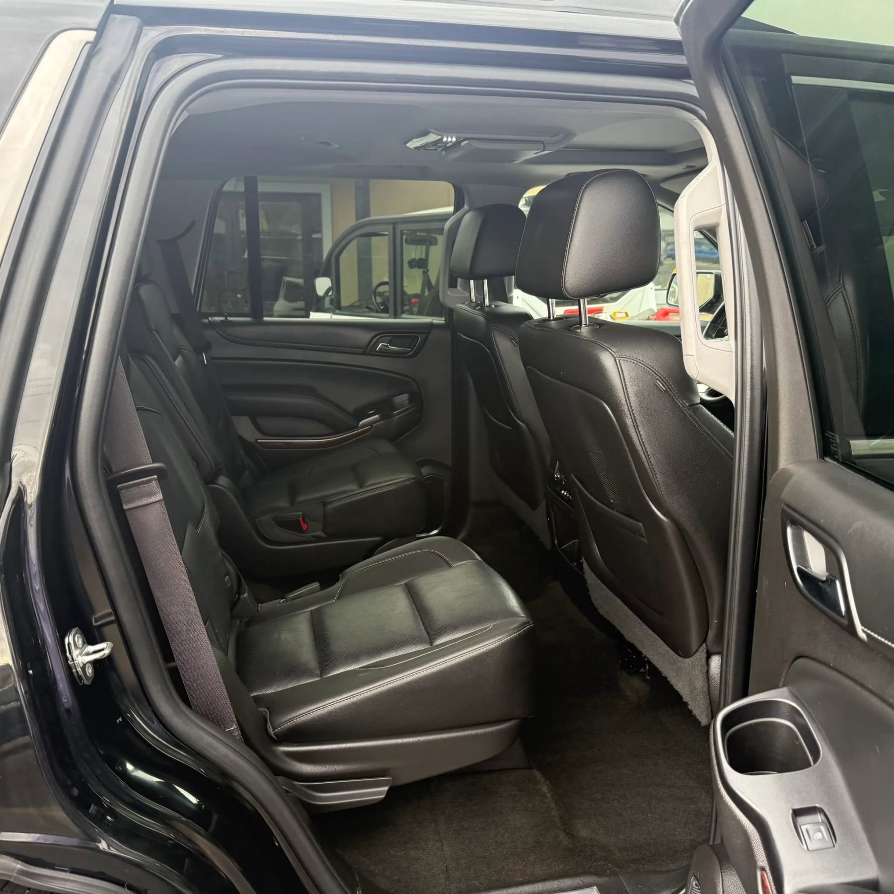 Used 2016 GMC Yukon SLT w/ Open Road Package AWD/4WD image 15