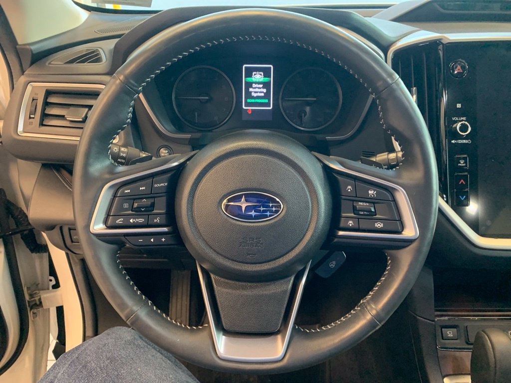 Used 2023 Subaru Ascent Touring AWD/4WD image 4