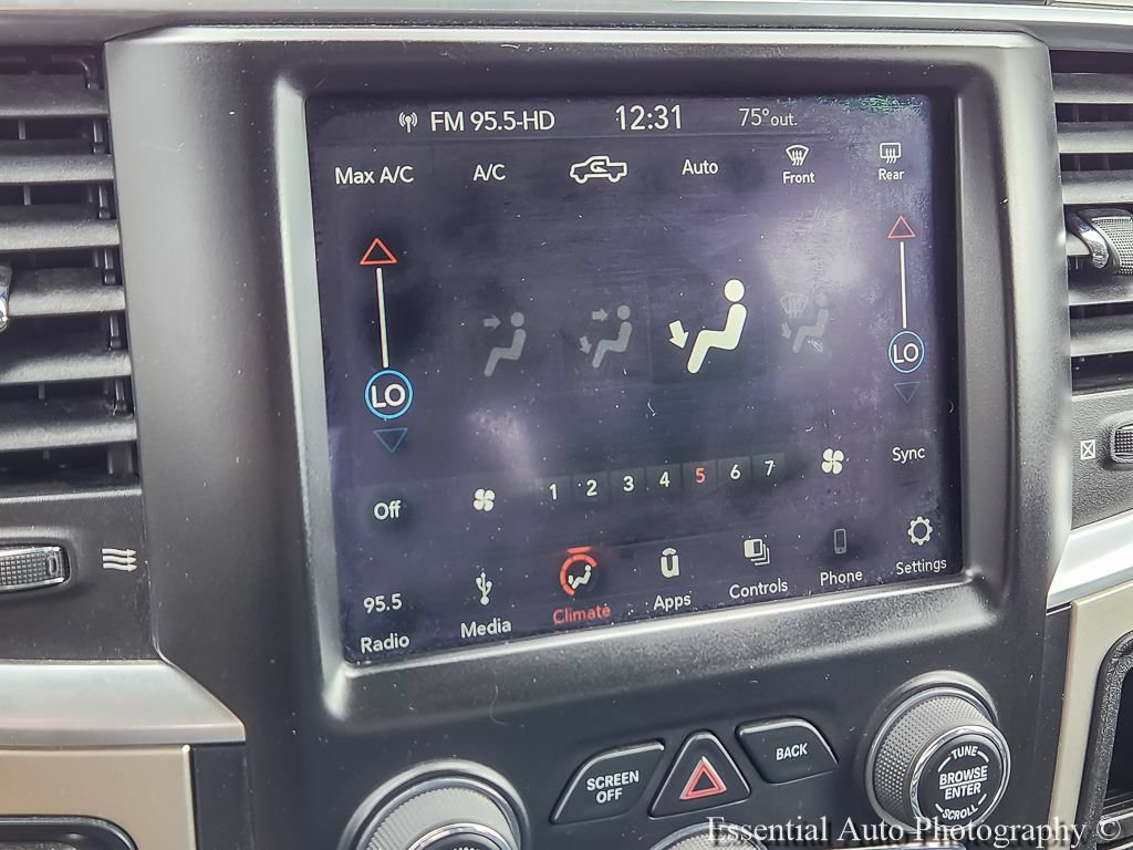 Used 2019 RAM 1500 Classic SLT w/ Luxury Group AWD/4WD image 12