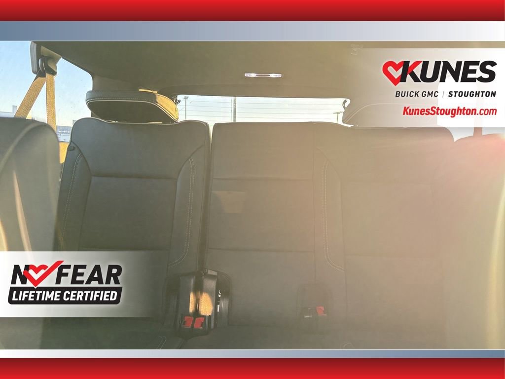 Used 2024 Chevrolet Suburban Premier image 38