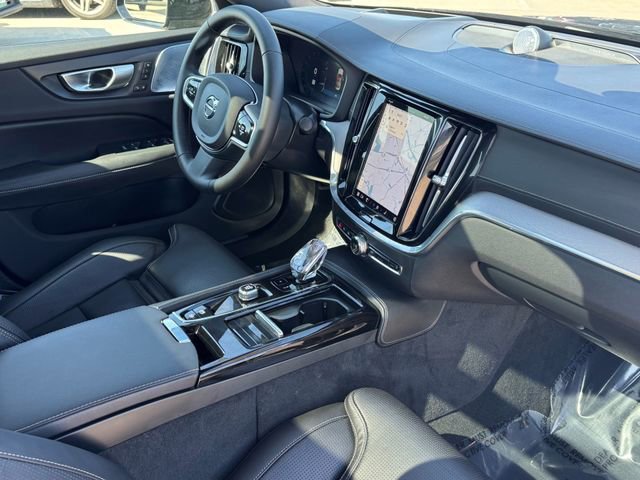 Used 2025 Volvo S60 T8 Ultra AWD/4WD image 10