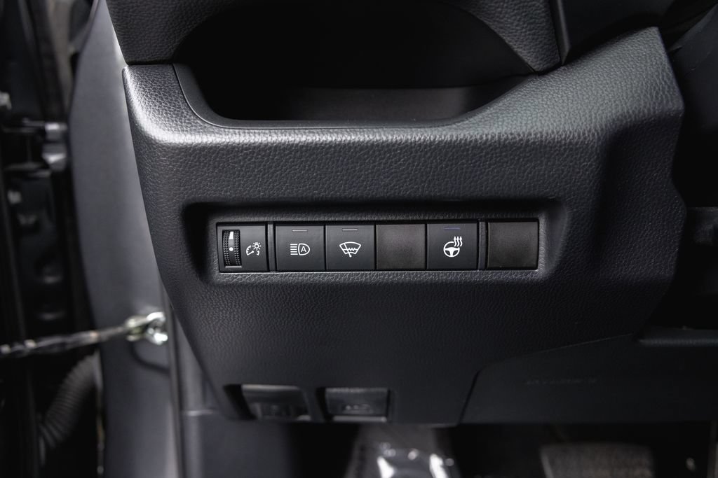 Certified 2020 Toyota RAV4 XLE w/ XLE Grade Weather Package FWD image 13