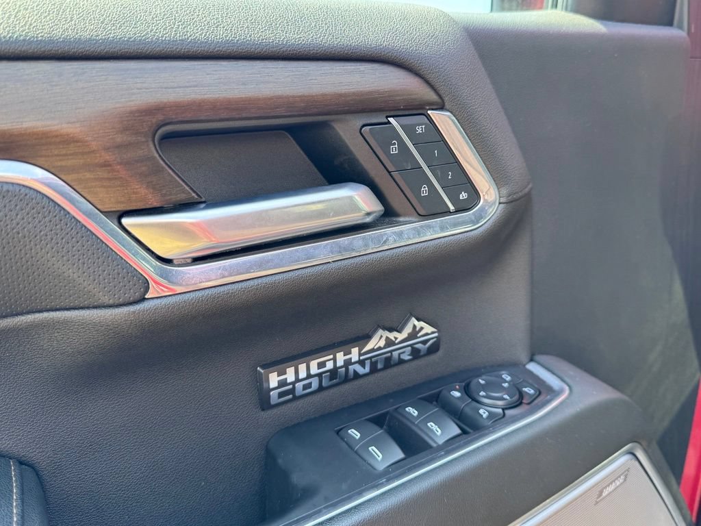 Used 2024 Chevrolet Silverado 1500 High Country AWD/4WD image 9