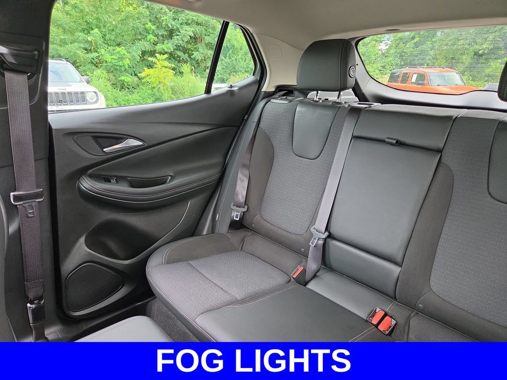 Used 2021 Buick Encore GX Select w/ Advanced Technology Package AWD/4WD image 11
