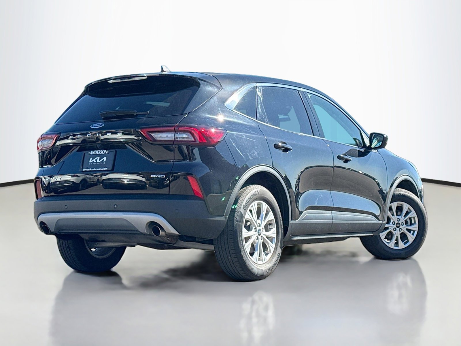 Used 2023 Ford Escape Active w/ Tech Pack #2 image 2