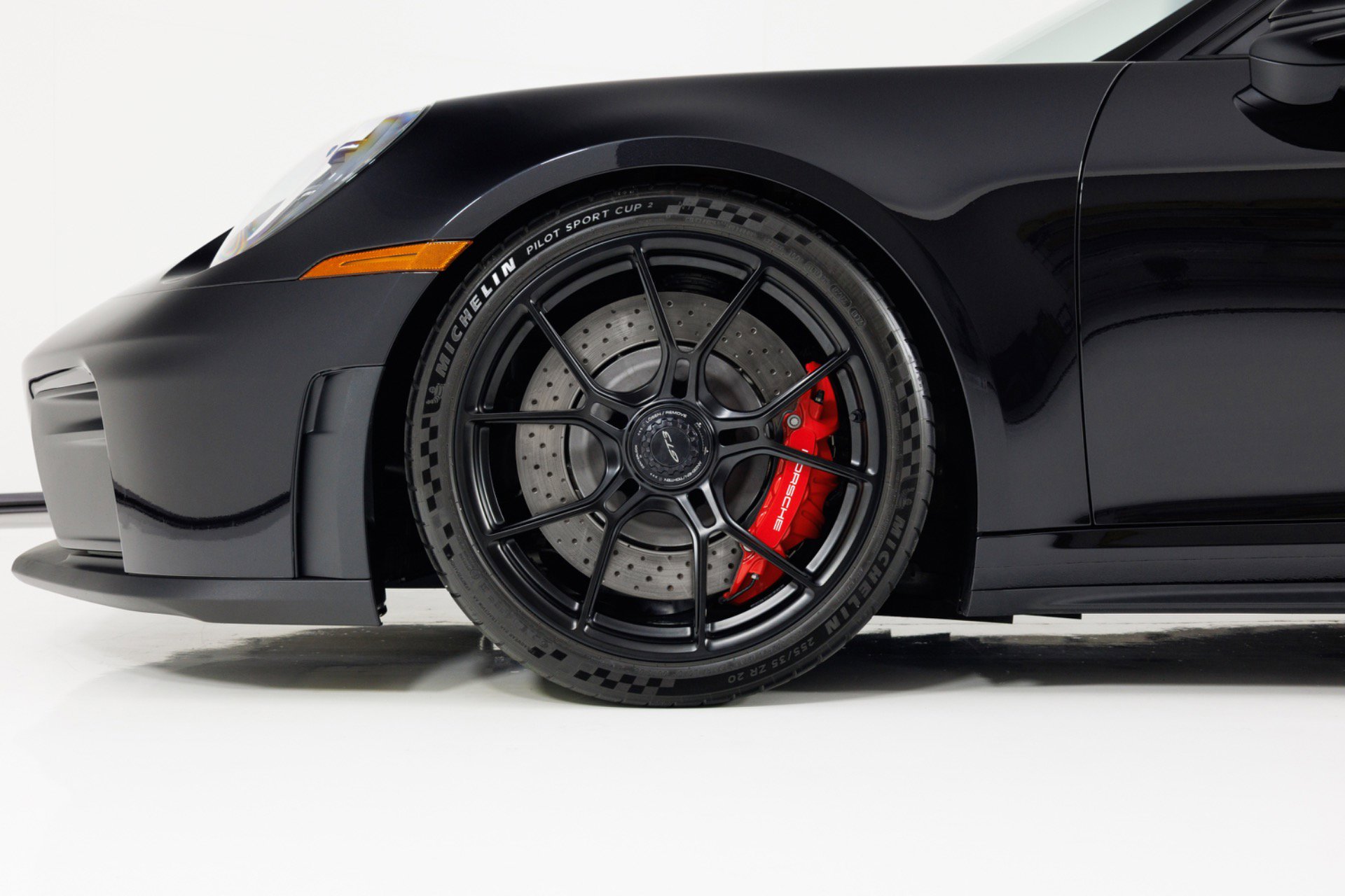 Used 2025 Porsche 911 GT3 RWD image 9