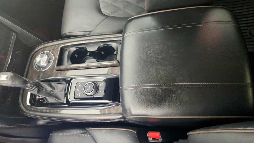 Used 2023 Nissan Armada Platinum w/ Captain's Chairs Package image 20