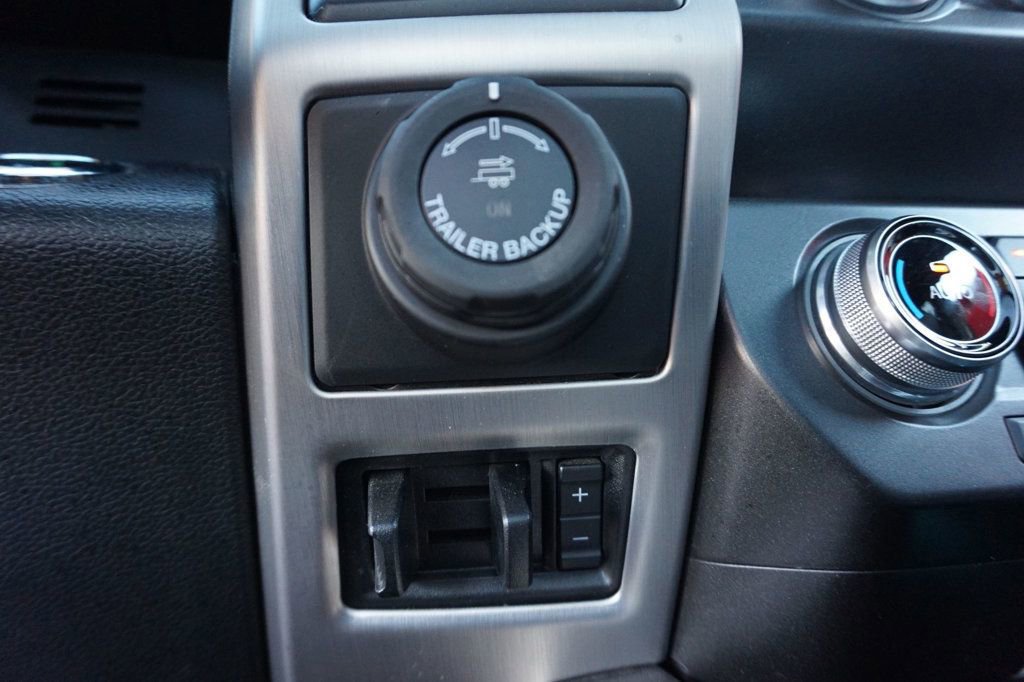 Used 2020 Ford F150 Platinum w/ Equipment Group 701A Luxury AWD/4WD image 36