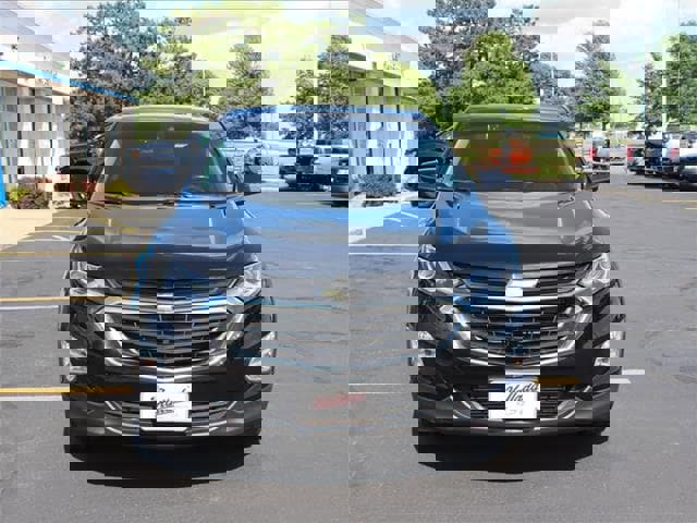 Used 2021 Chevrolet Equinox LT image 2