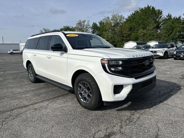 Used 2025 Ford Expedition Max Active AWD/4WD image 11