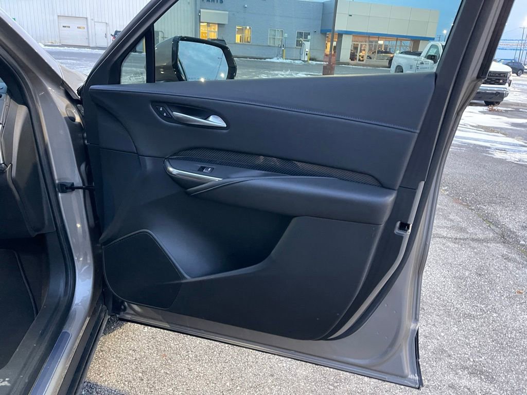 Used 2024 Cadillac XT4 Sport image 26