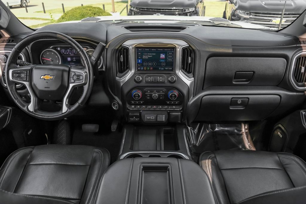 Used 2020 Chevrolet Silverado 2500 LTZ w/ LTZ Premium Package image 12