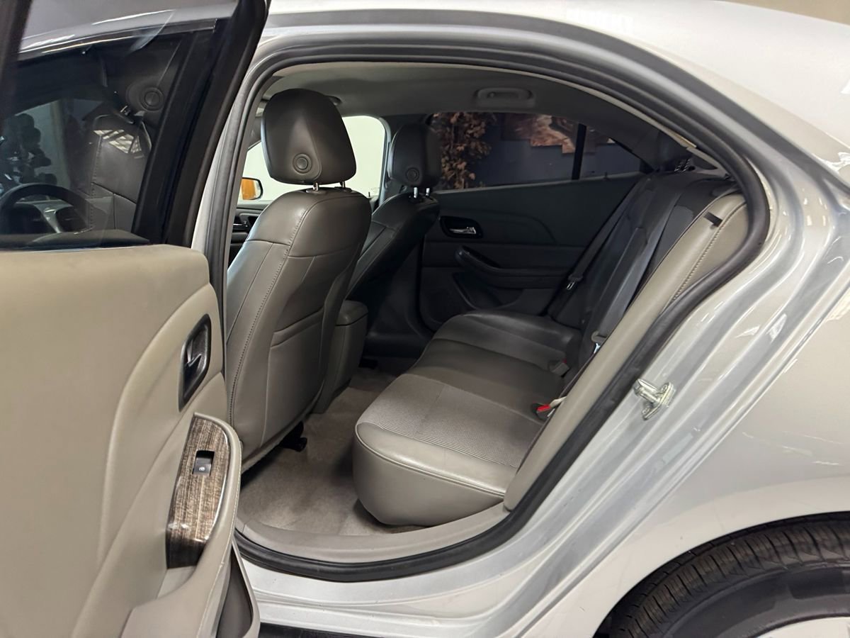 Used 2016 Chevrolet Malibu LT image 46