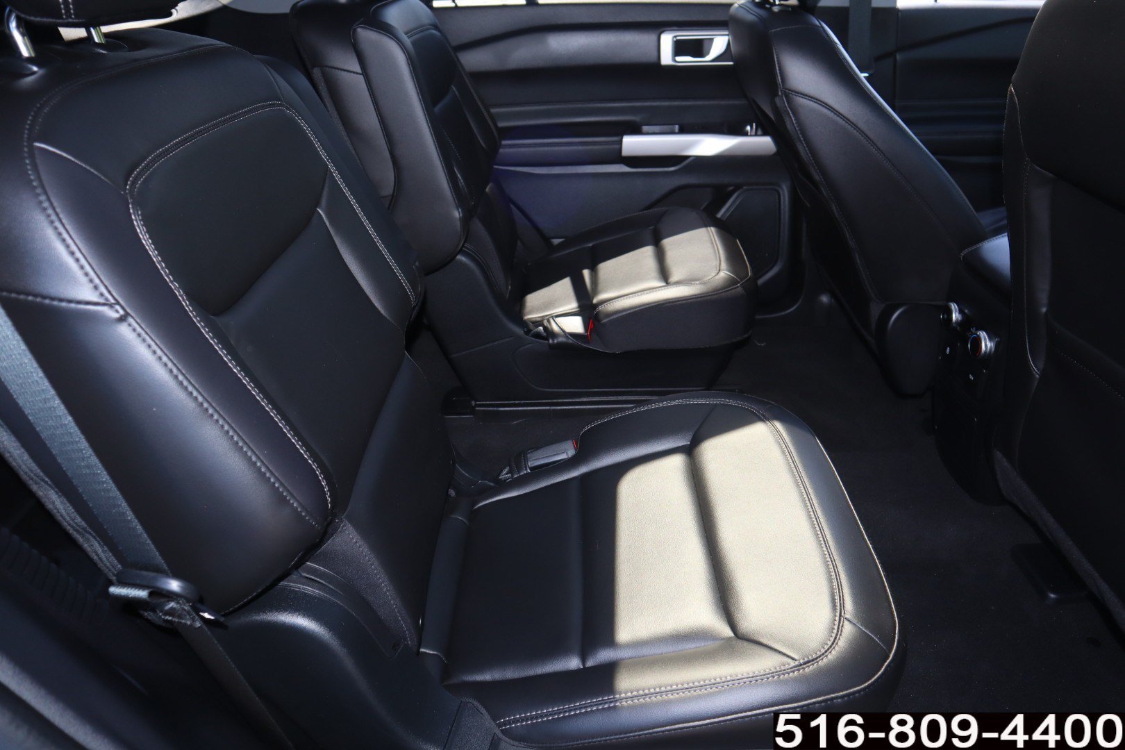 Used 2023 Ford Explorer XLT w/ Equipment Group 202A AWD/4WD image 24