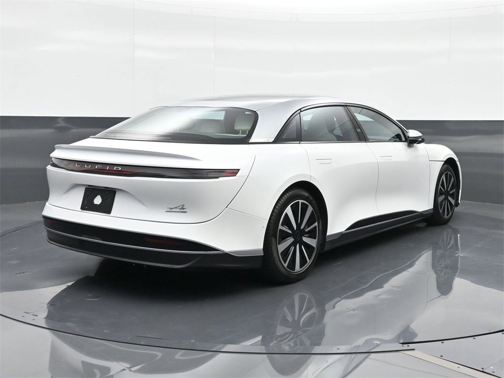 Used 2022 Lucid Air Grand Touring image 12