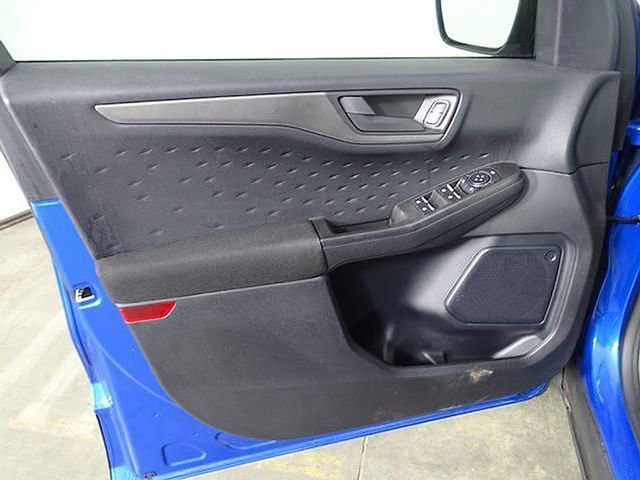 Used 2020 Ford Escape S image 16