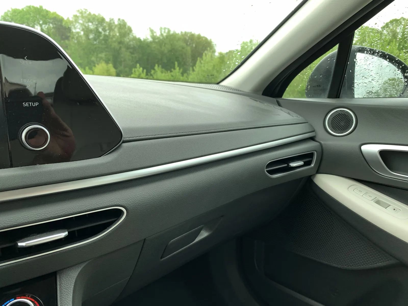 Used 2023 Hyundai Sonata SE w/ Cargo Package FWD image 18