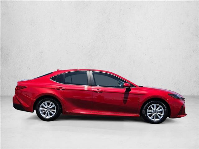 Used 2025 Toyota Camry LE FWD image 4