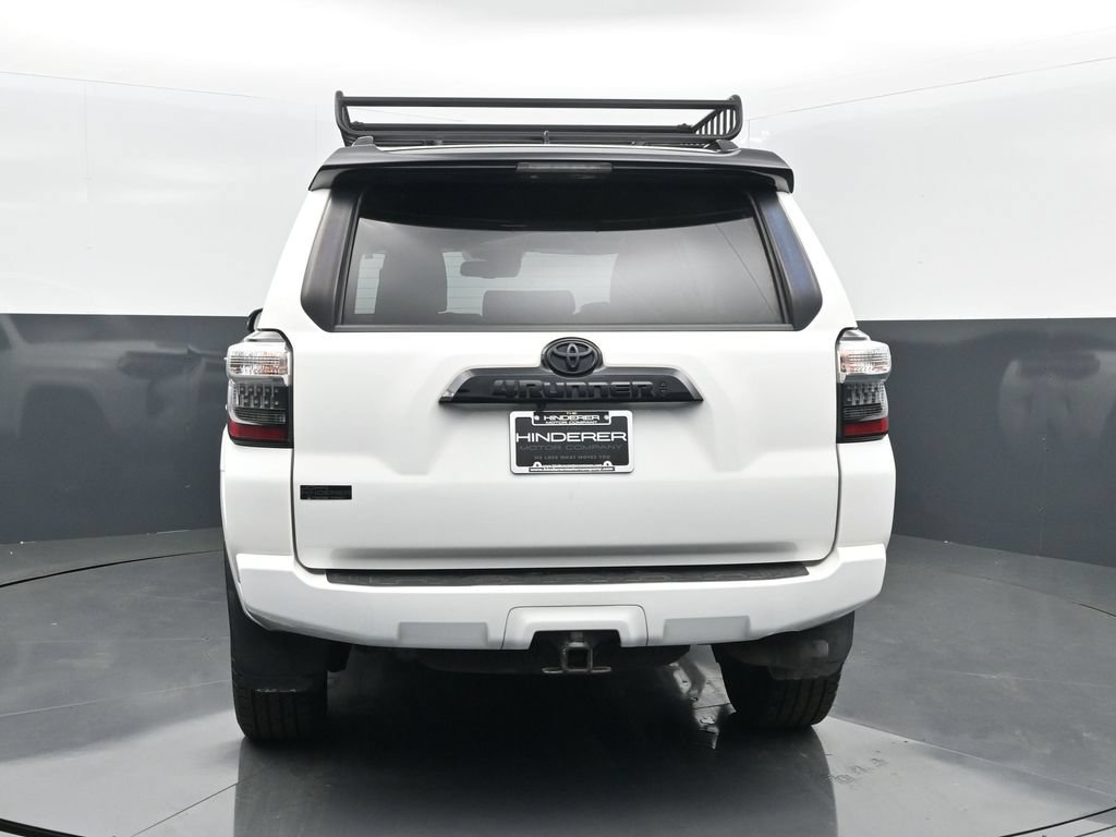 Used 2021 Toyota 4Runner Venture w/ Moonroof Package AWD/4WD image 6