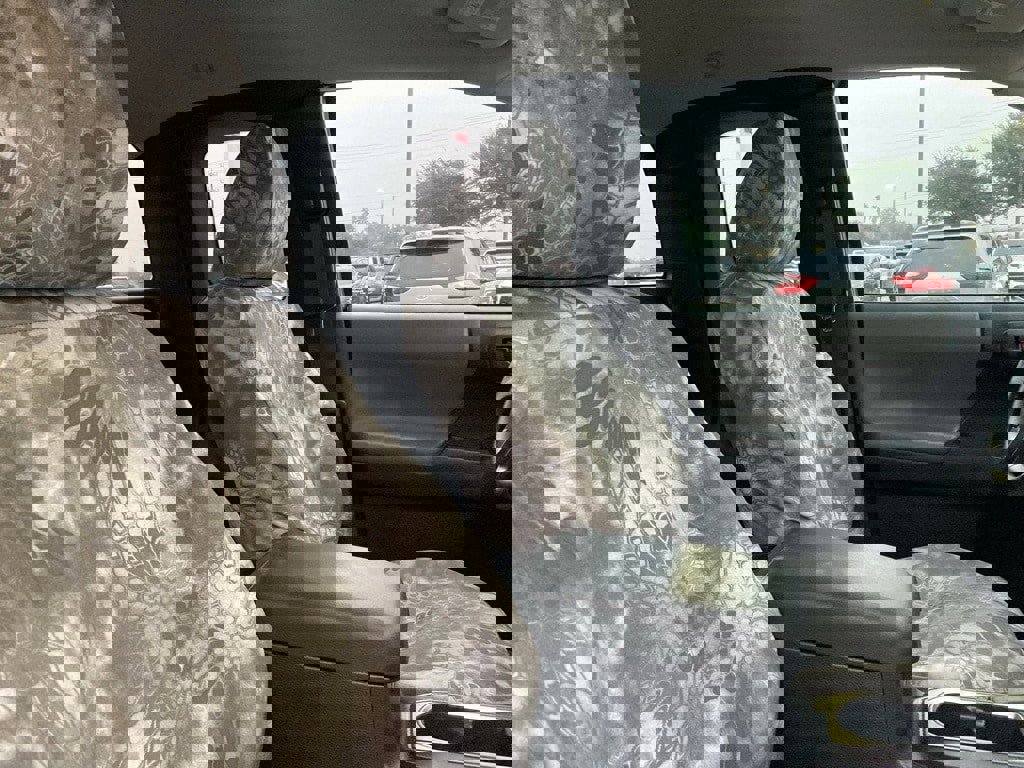 Used 2020 Toyota Tacoma SR image 13