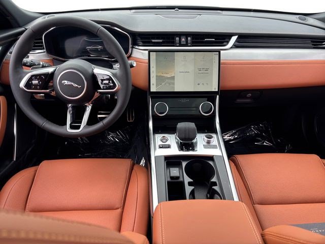 New 2024 Jaguar XF R-Dynamic SE AWD/4WD image 12
