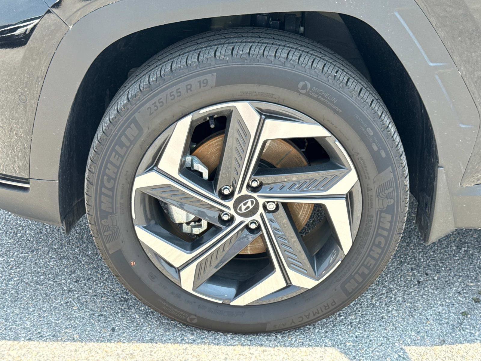 Used 2024 Hyundai Tucson Limited image 29