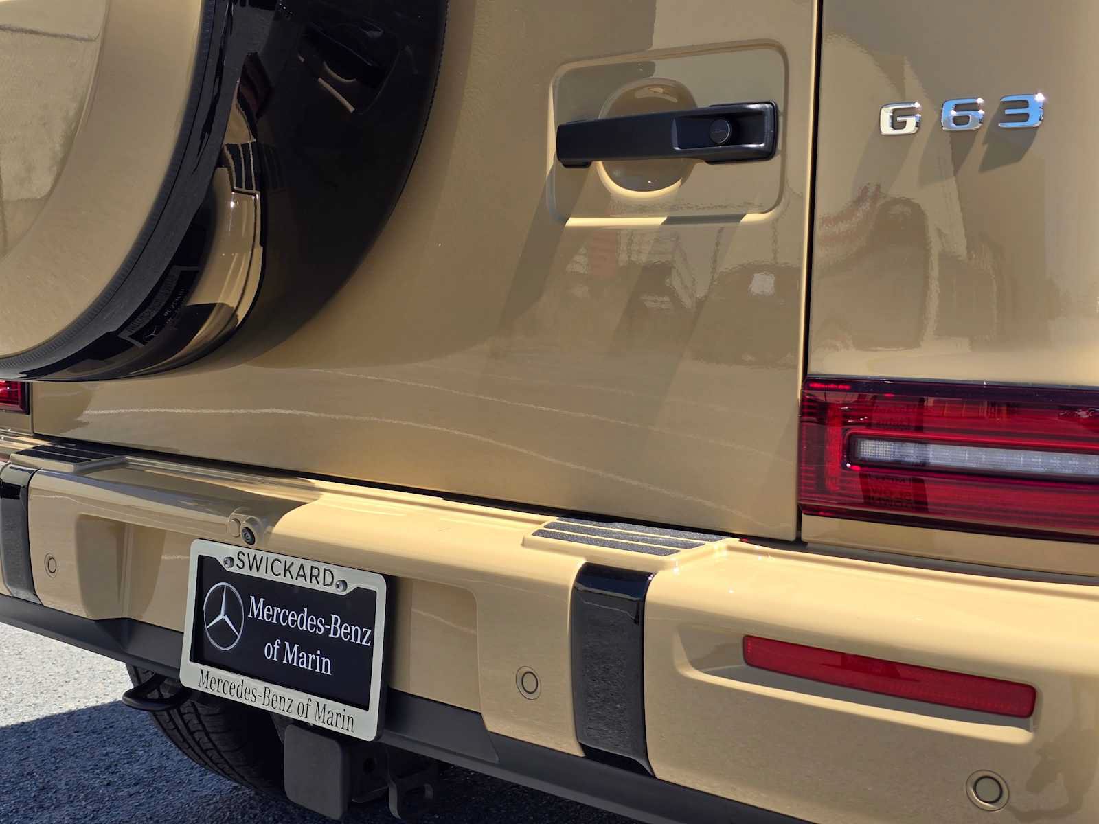 Used 2025 Mercedes-Benz G 63 AMG 4MATIC image 16