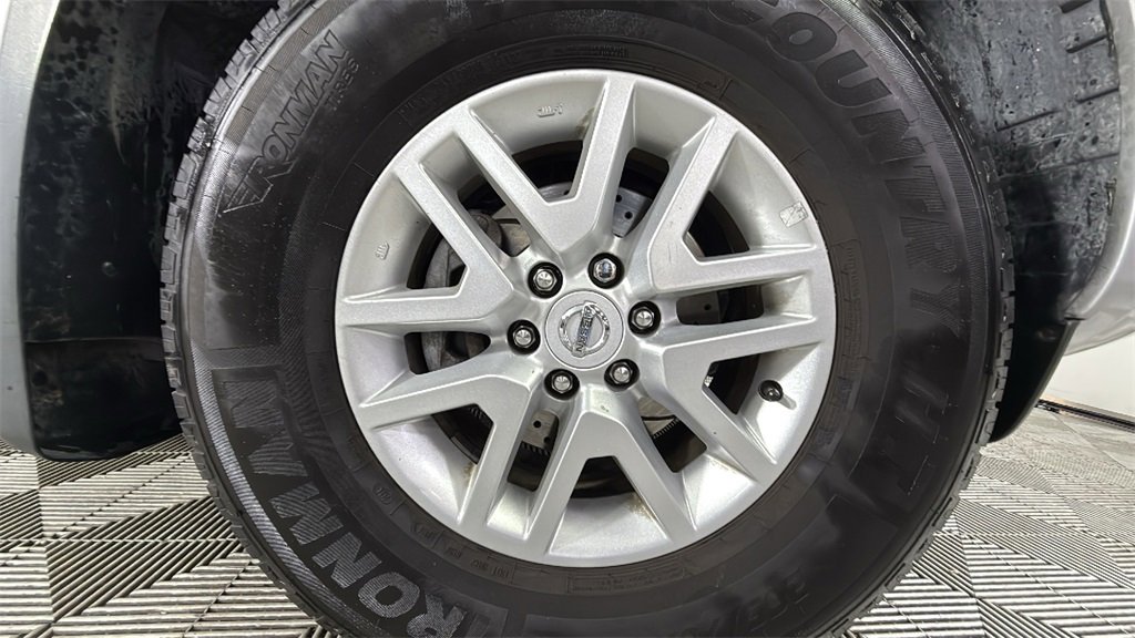 Used 2020 Nissan Frontier SV image 33