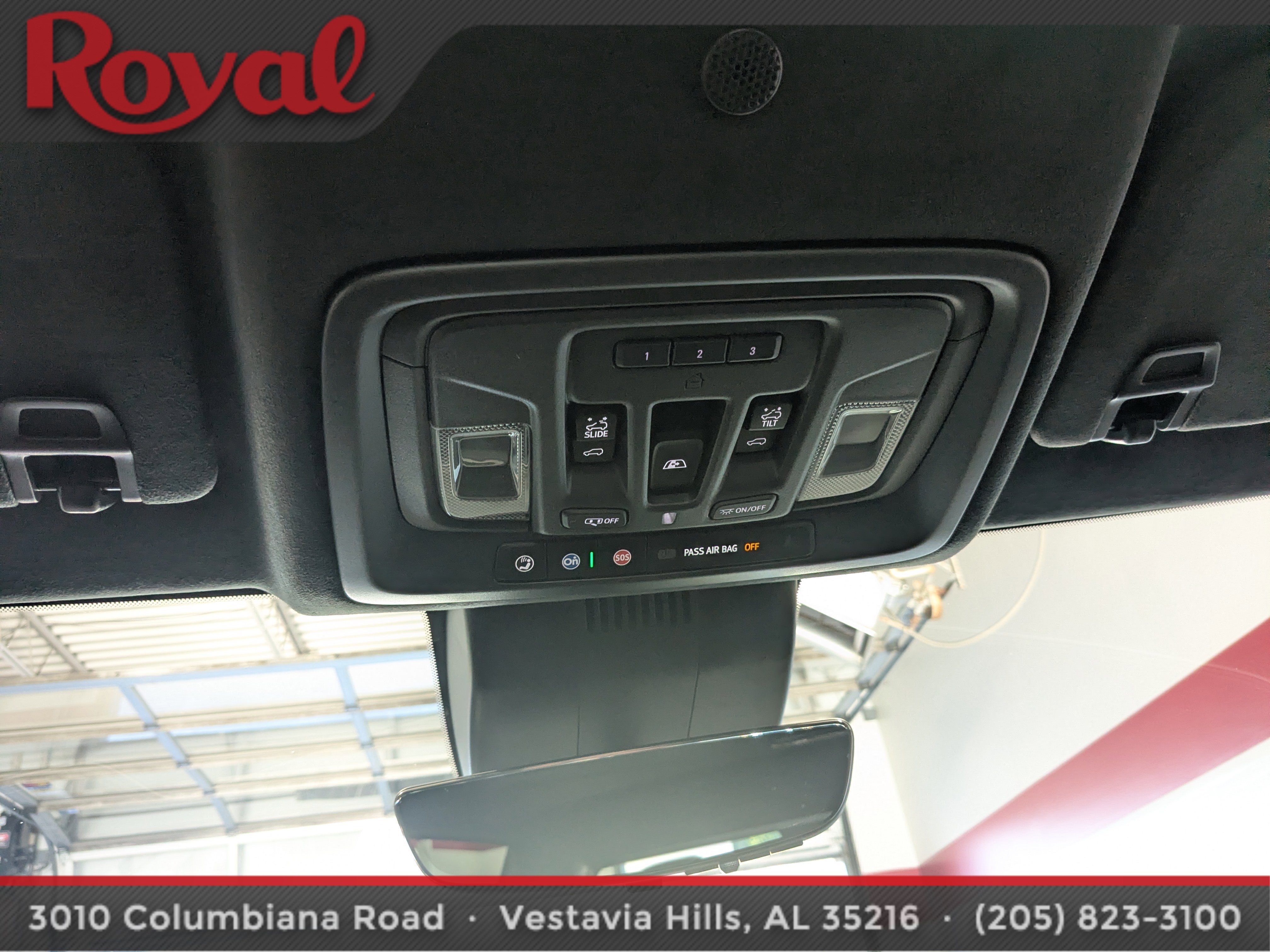Used 2025 GMC Sierra 1500 AT4X image 22