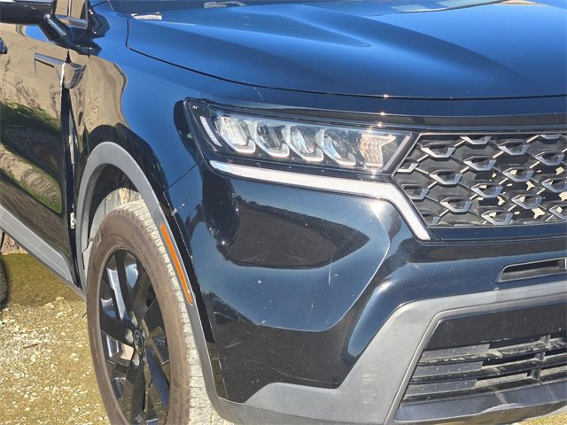 Used 2021 Kia Sorento S image 4