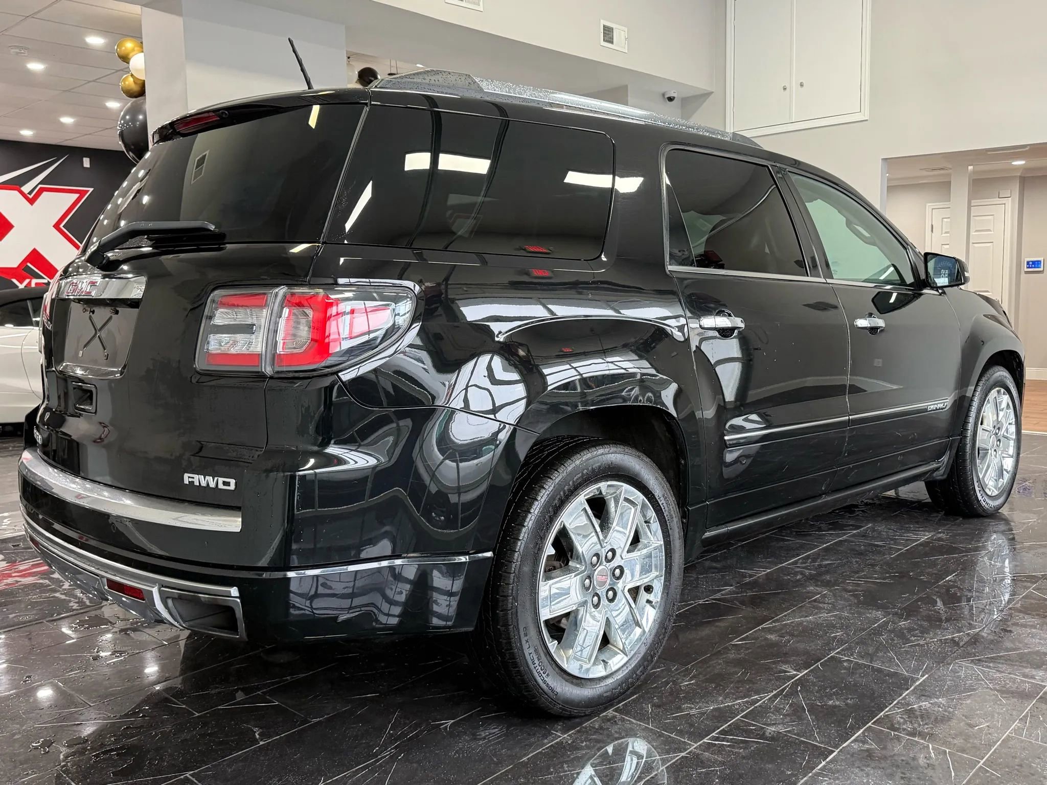 Used 2016 GMC Acadia Denali image 6