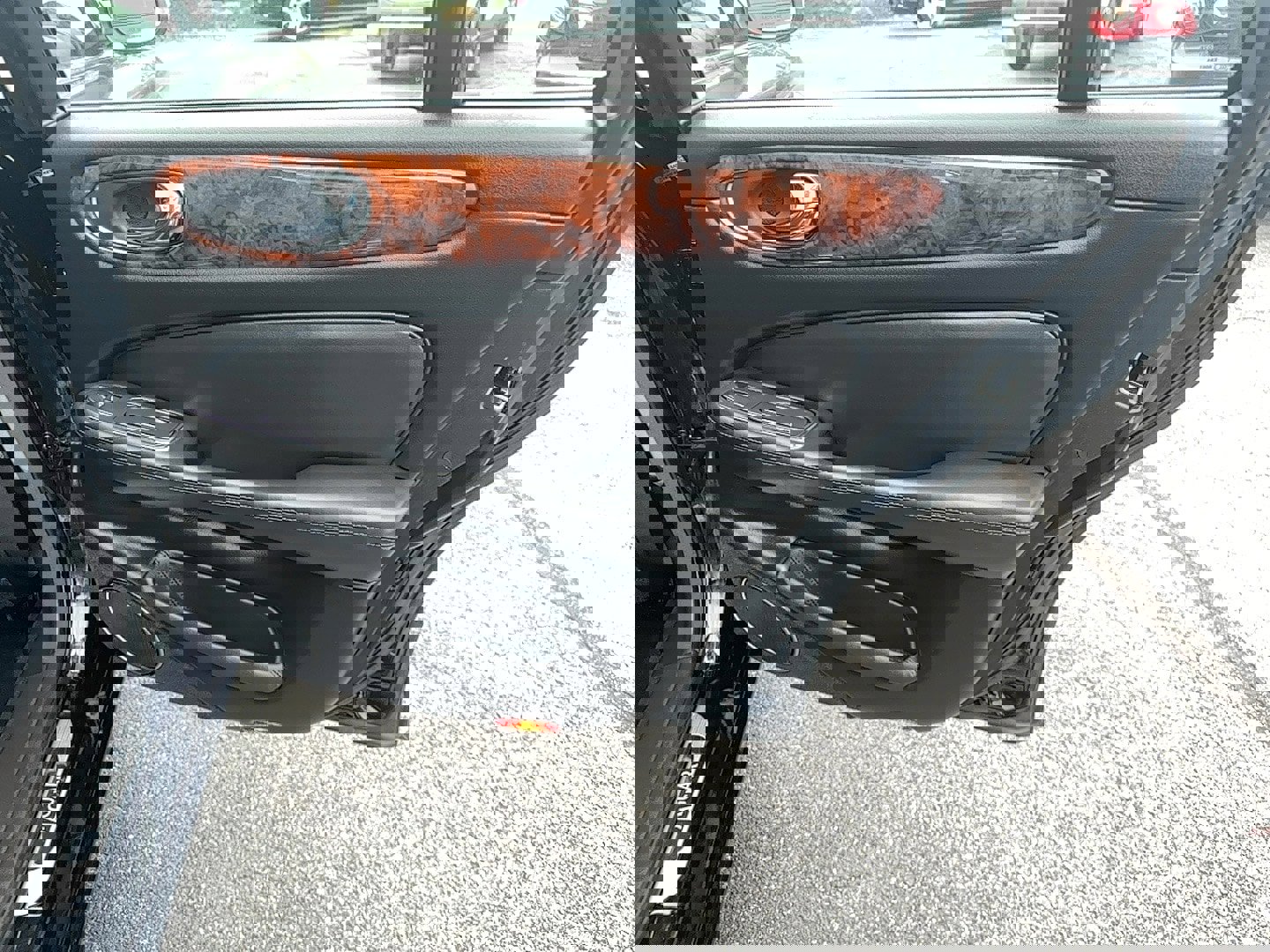 Used 2008 Jaguar XJ8 RWD image 23