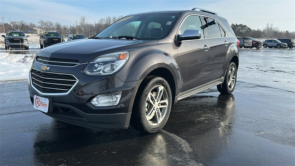 Used 2016 Chevrolet Equinox LTZ w/ Enhanced Convenience Package image 3