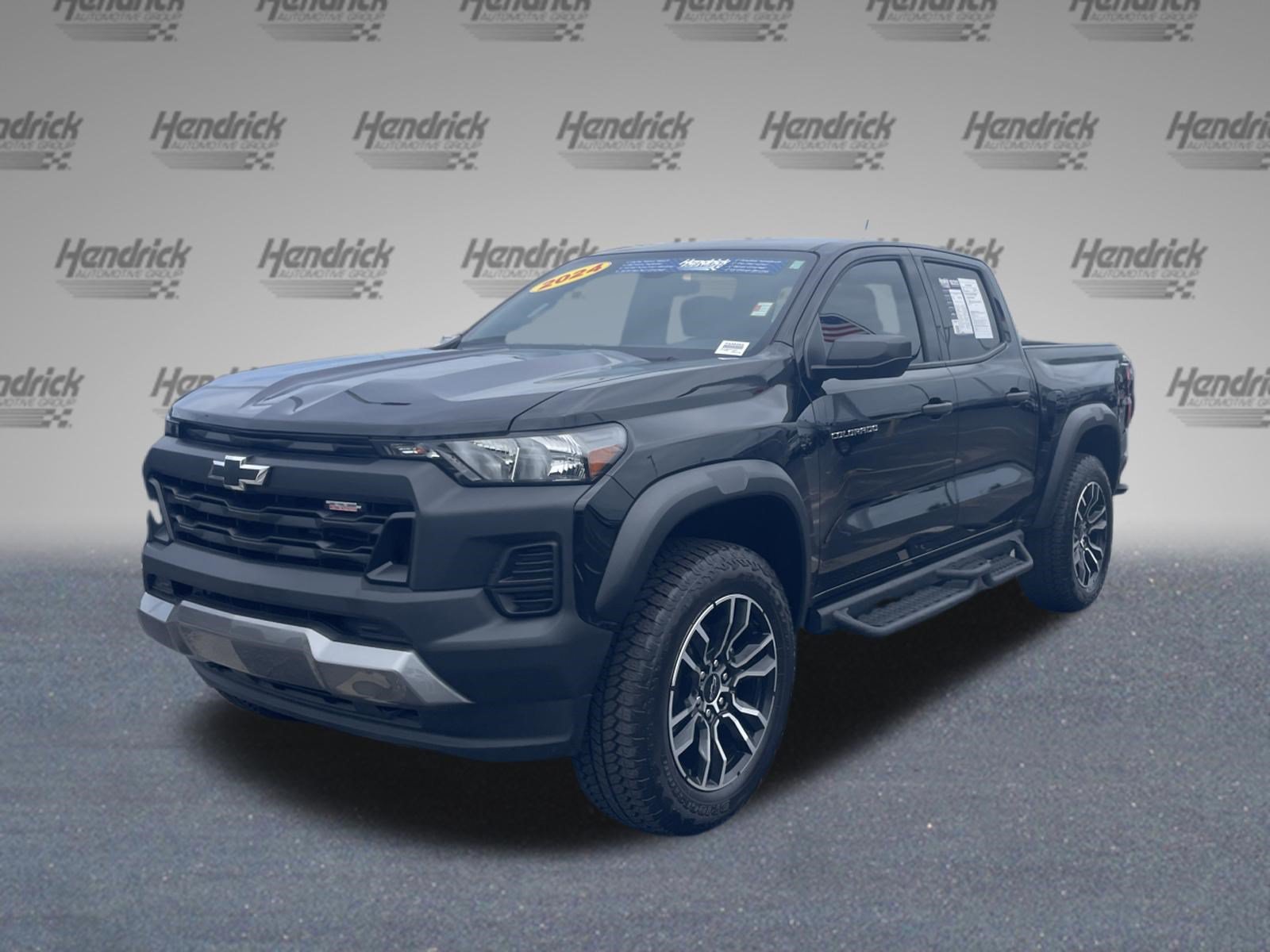 Used 2024 Chevrolet Colorado Trail Boss w/ LPO, Dark Essentials Package AWD/4WD image 5