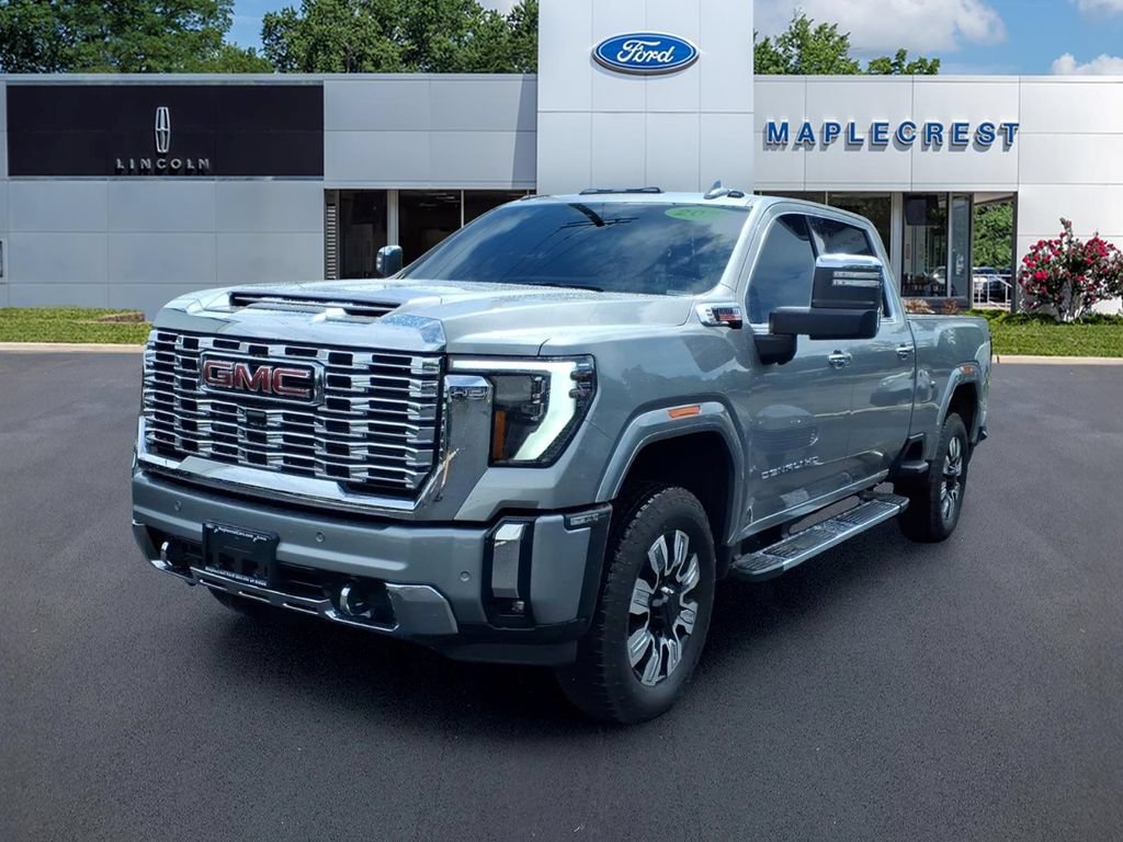 Used 2025 GMC Sierra 2500 Denali w/ Denali Reserve Package AWD/4WD image 2