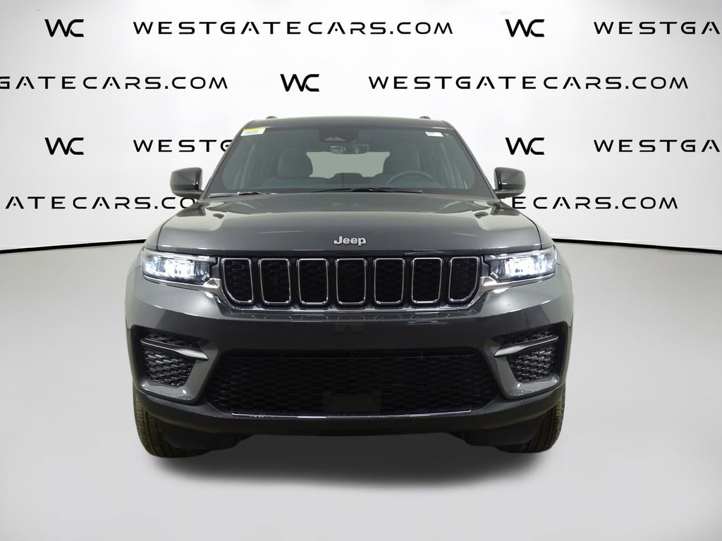 New 2025 Jeep Grand Cherokee Laredo X image 4