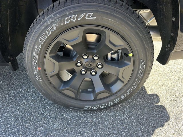 New 2026 RAM 1500 4x4 Crew Cab image 37