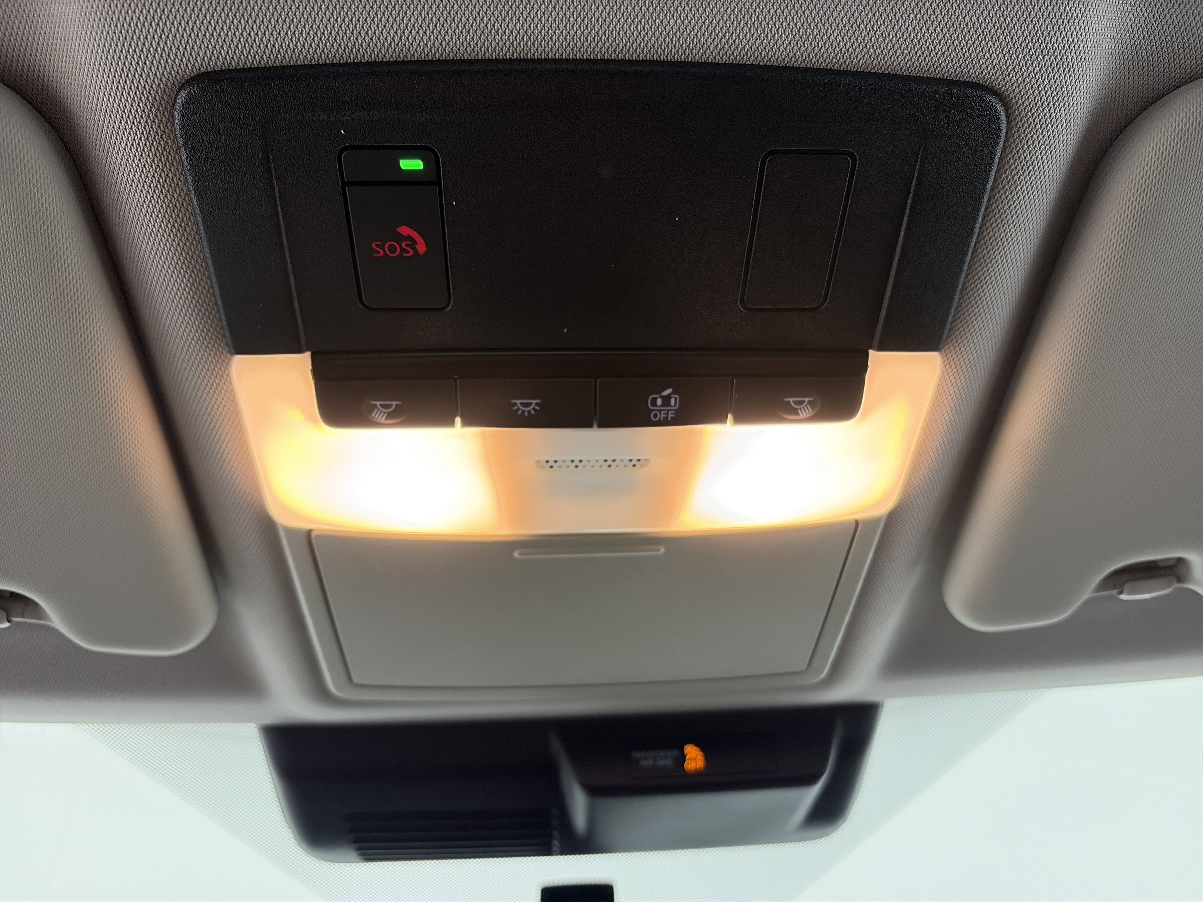 Used 2022 Mitsubishi Outlander SE image 36