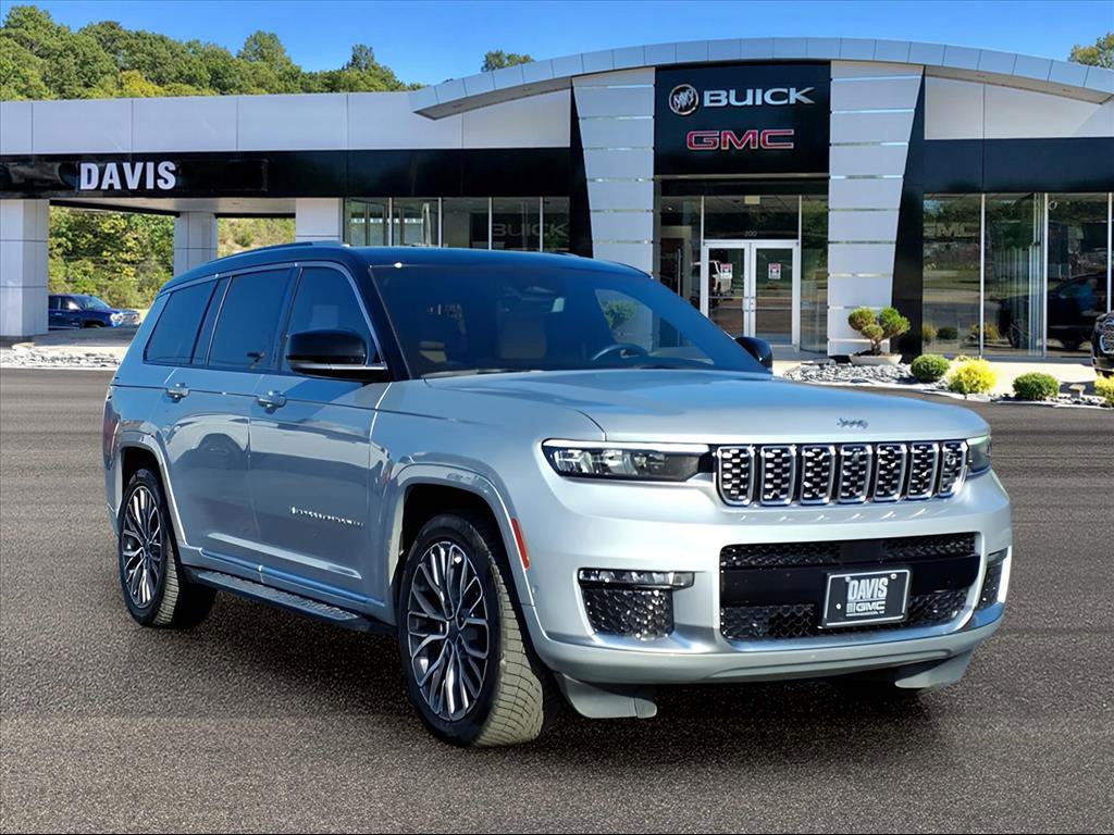 Used 2023 Jeep Grand Cherokee L Summit image 2