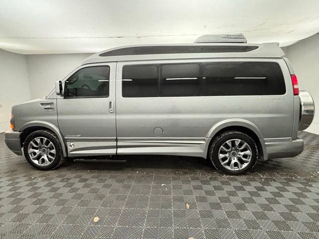 Used 2022 GMC Savana 2500 Mobility w/ Enhanced Convenience Package image 21