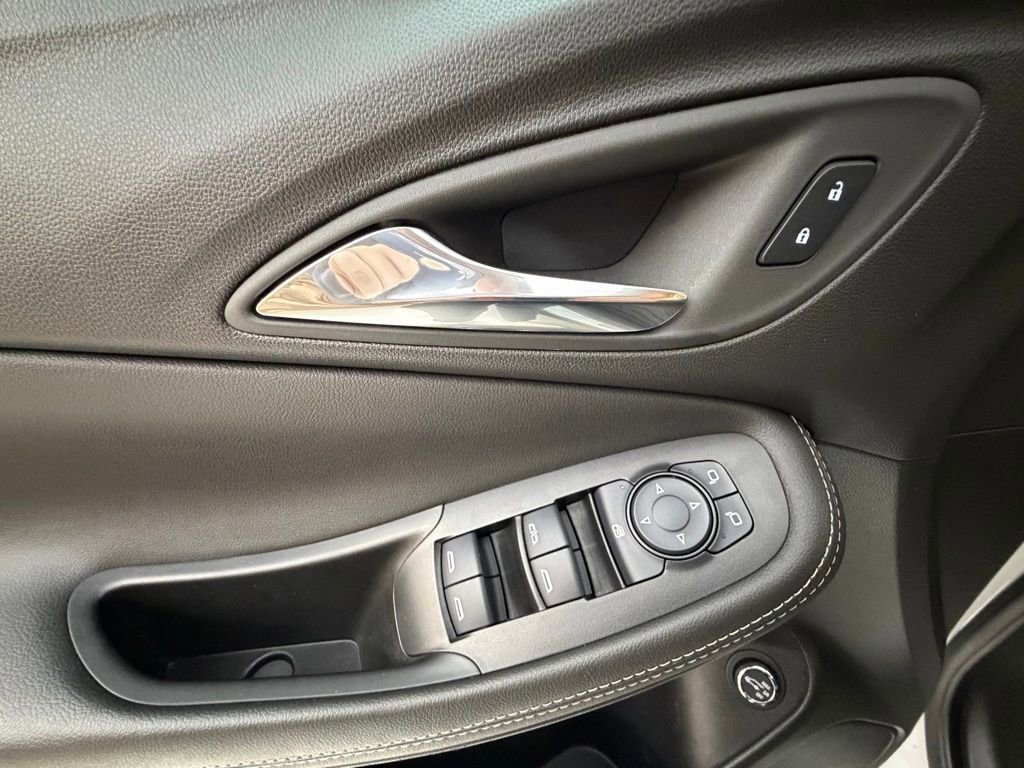 Used 2023 Buick Encore GX Select image 26